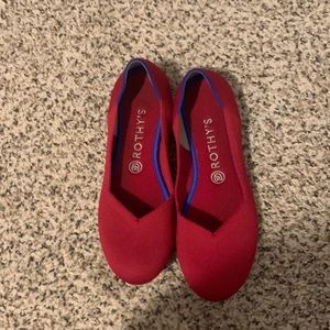 Red size 9 Rothy’s